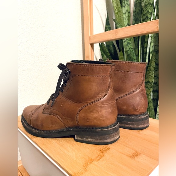 Thursday Boot Co. Captain Boot in Natural Leather. Women’s 6.5 - Picture 4 of 6